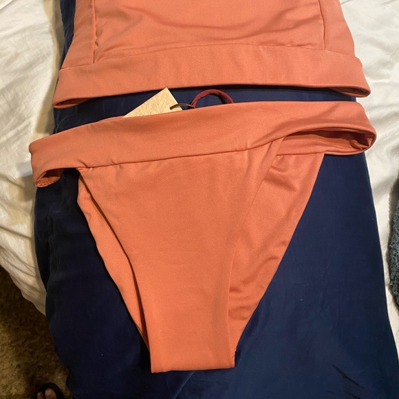 Thaikila Spell Pottery Beautiful Bikini - Picture 3 of 7